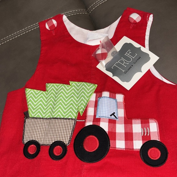 True Children’s clothing with truck and tree Christmas outfit - Picture 3 of 4